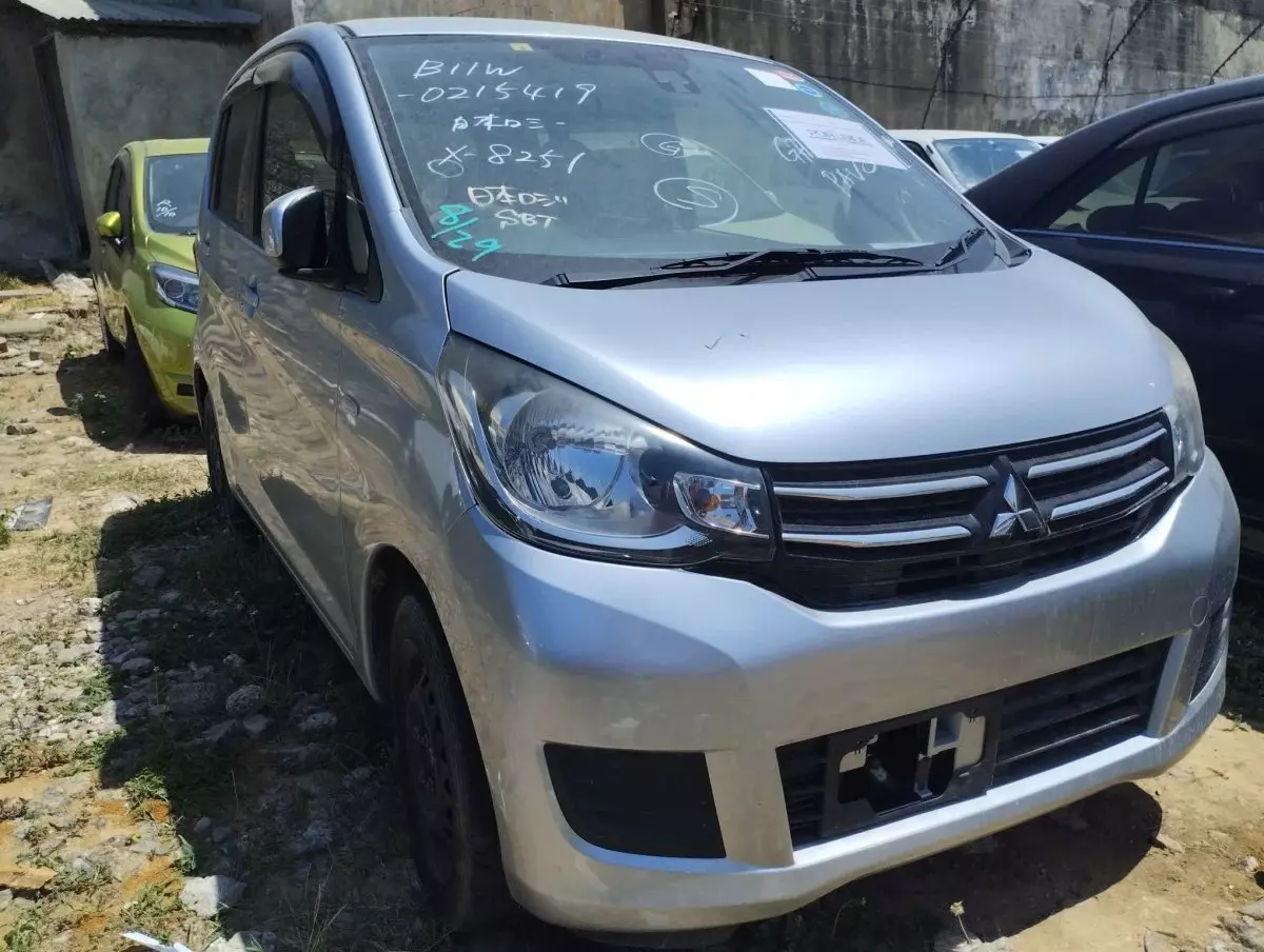 Mitsubishi wagon  - 2016
