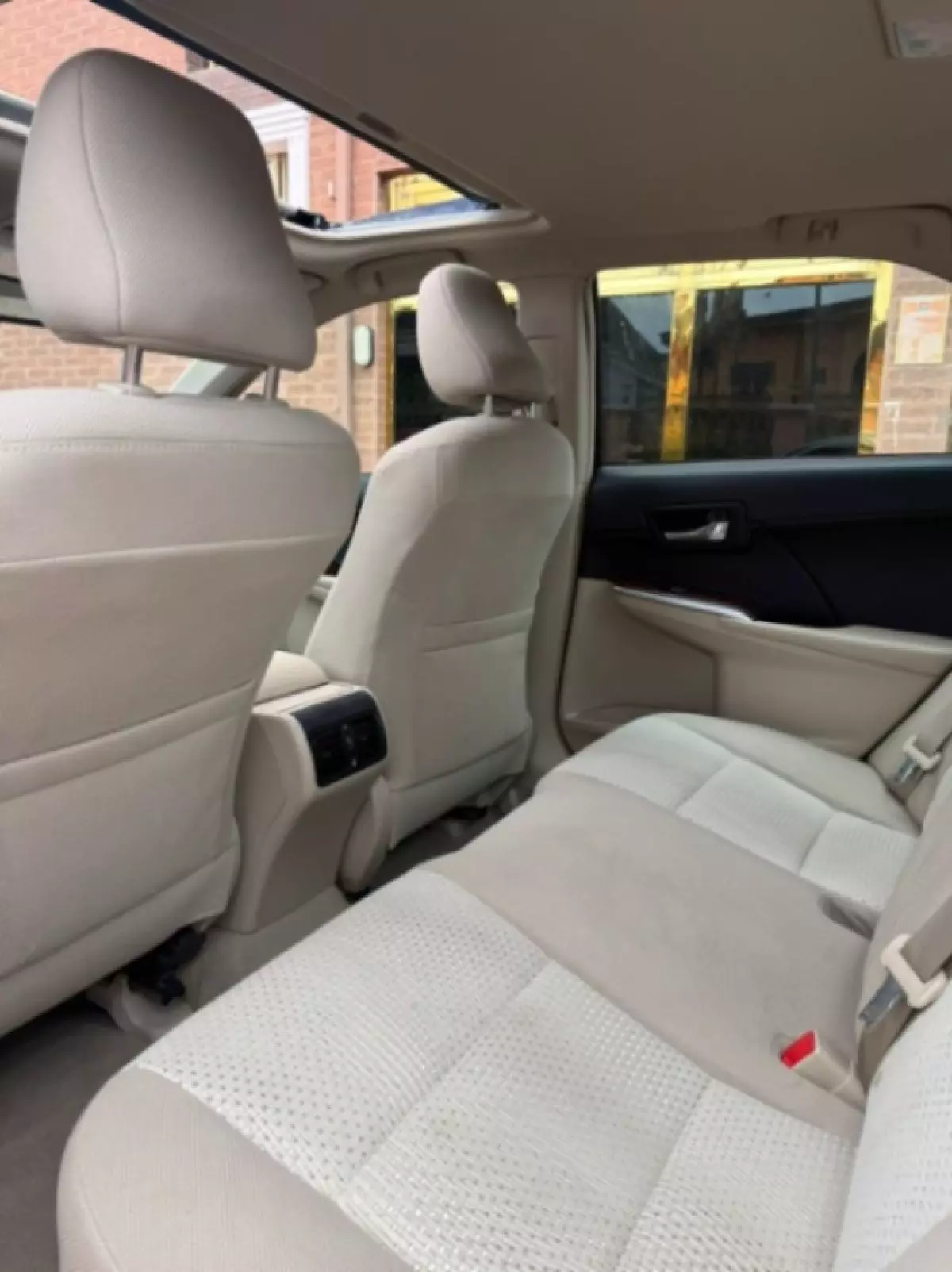 interiorBack
