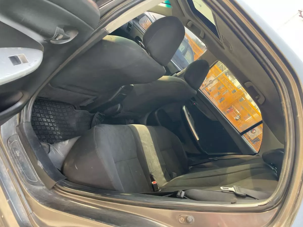interiorBack