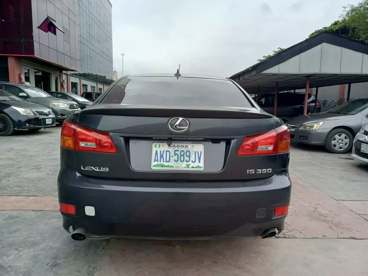 car Back