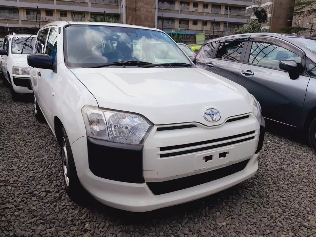 Toyota Probox  - 2017