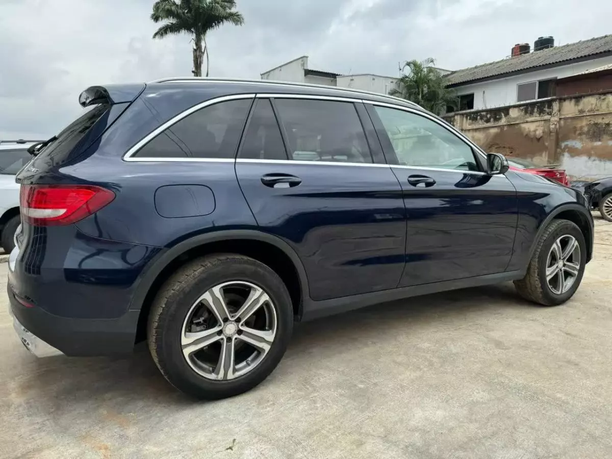 car Left Front