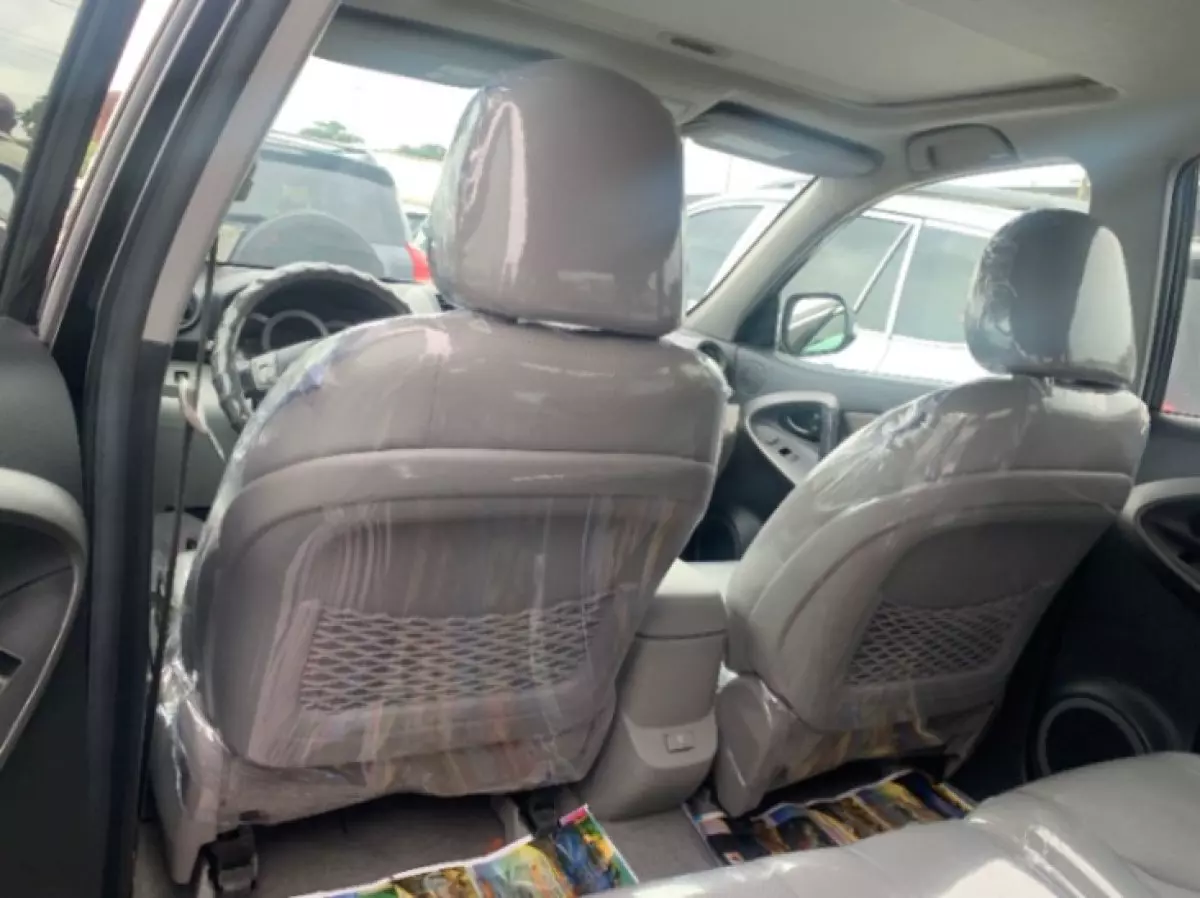 interiorBack
