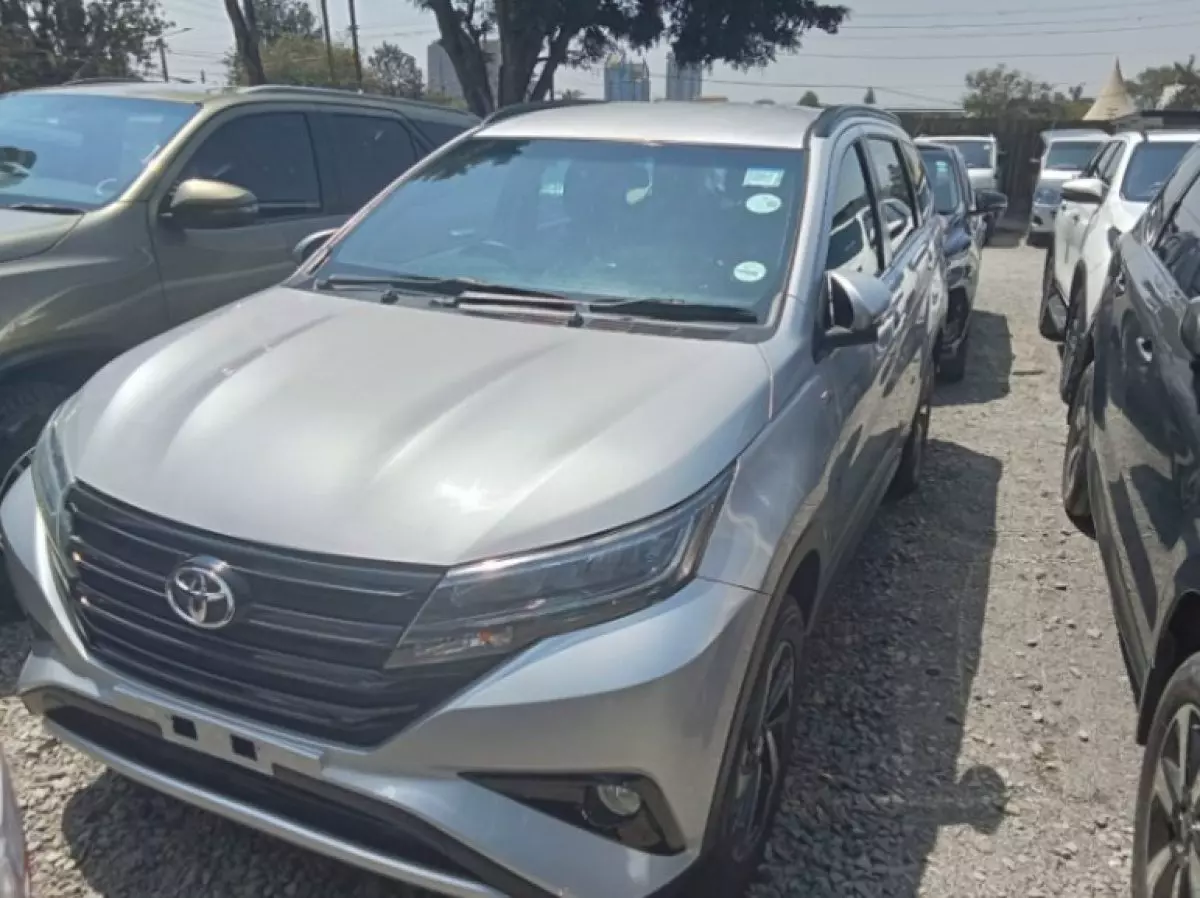 Toyota Rush - 2018