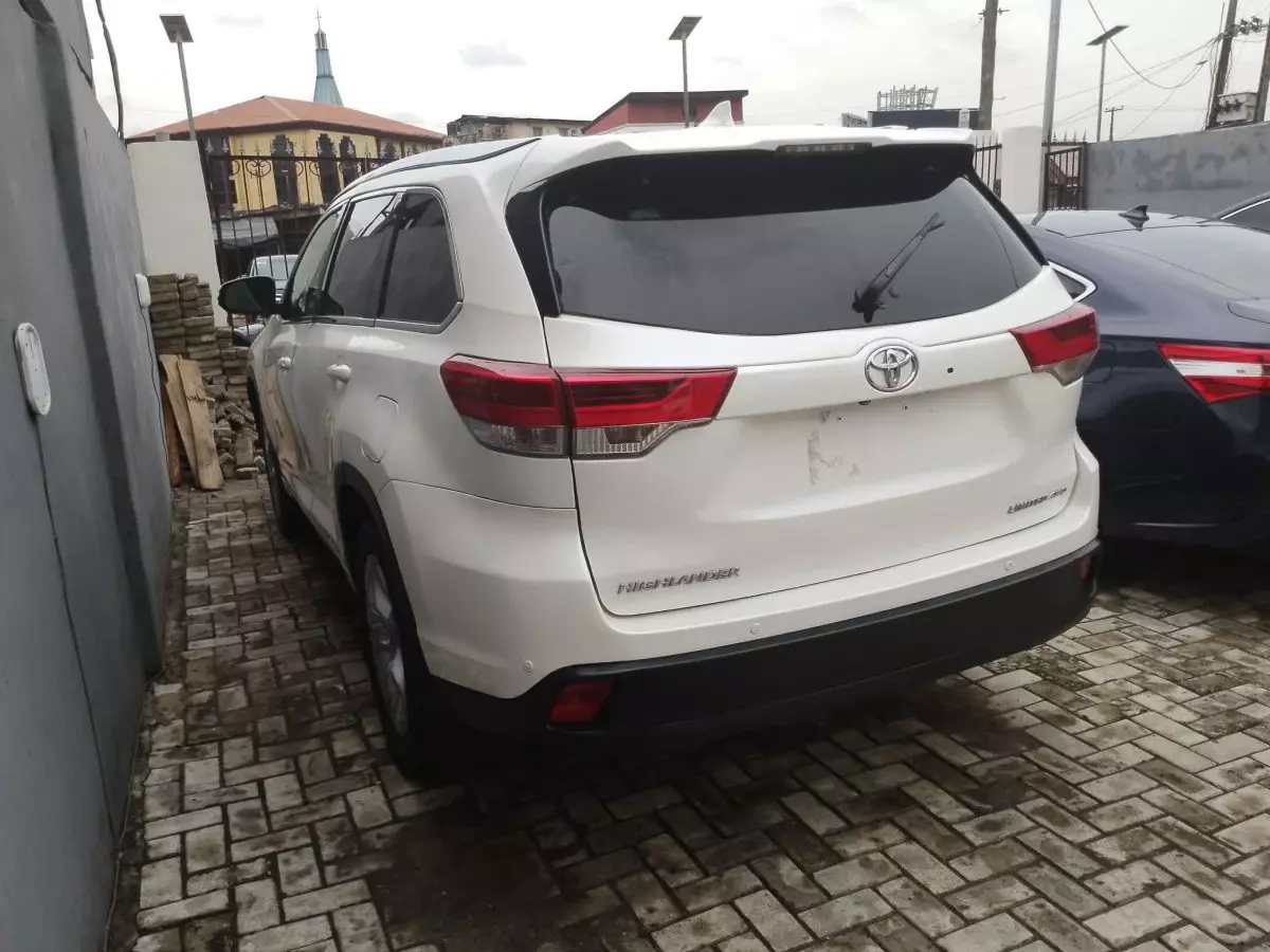 car Left Back