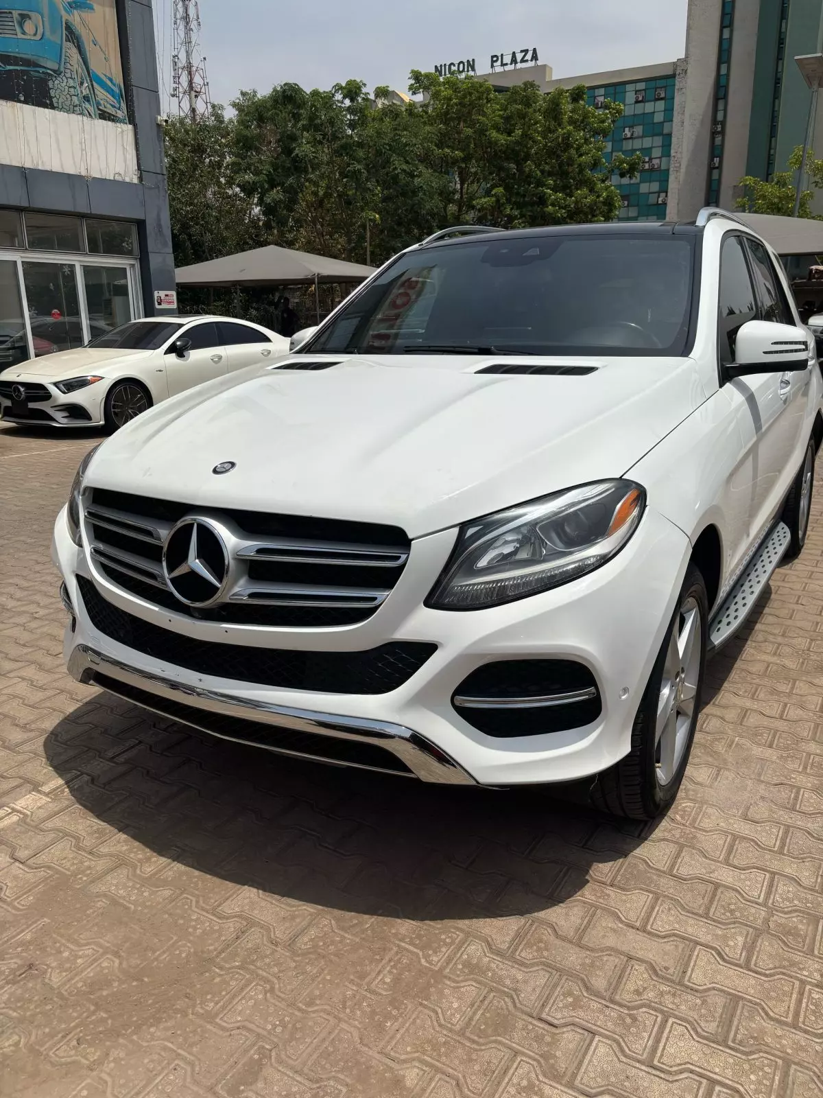 Mercedes-Benz GLE 350 - 2016