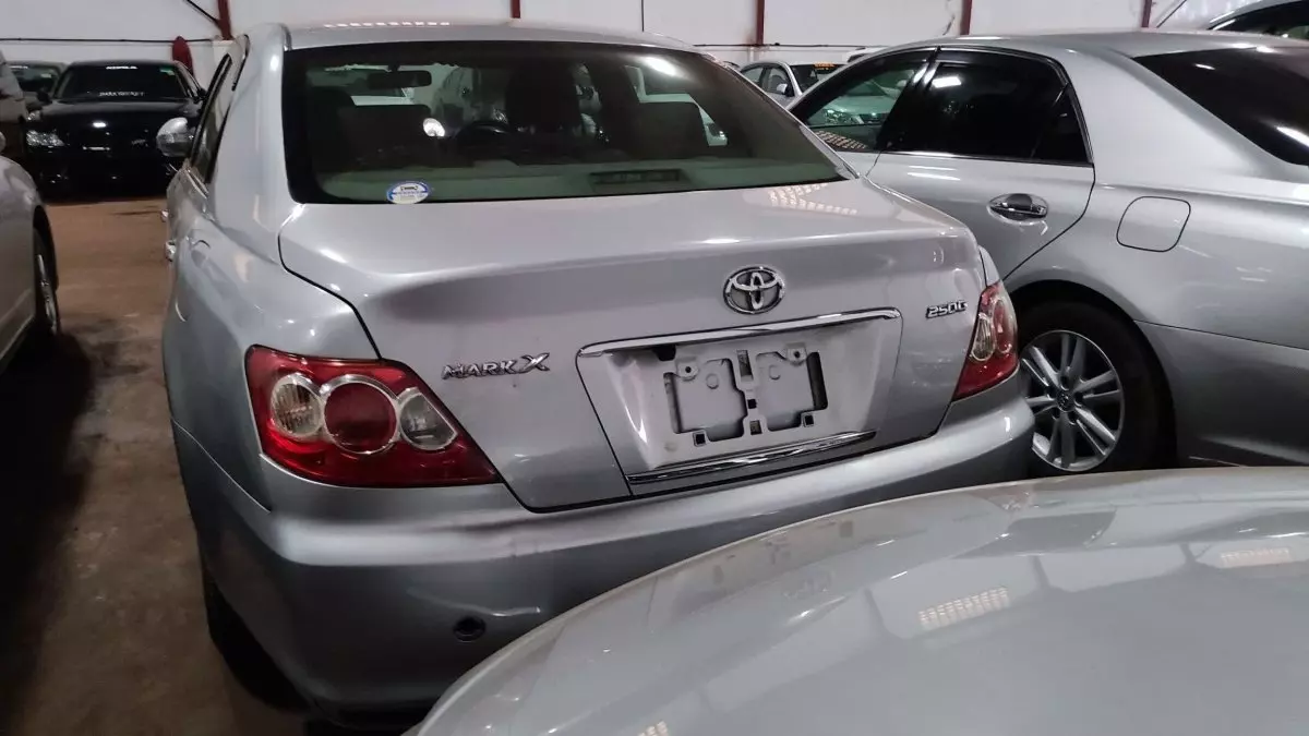 car Back