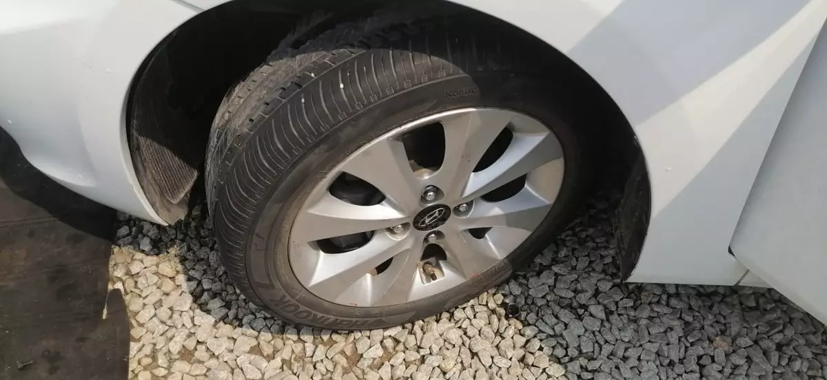 tyre1