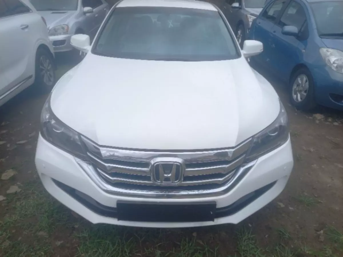 Honda Accord - 2009