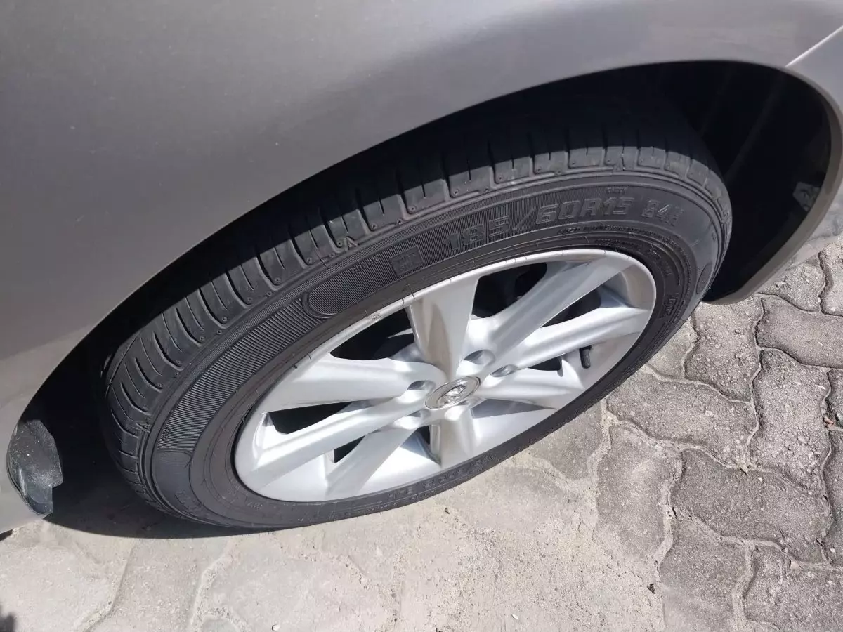 tyre1
