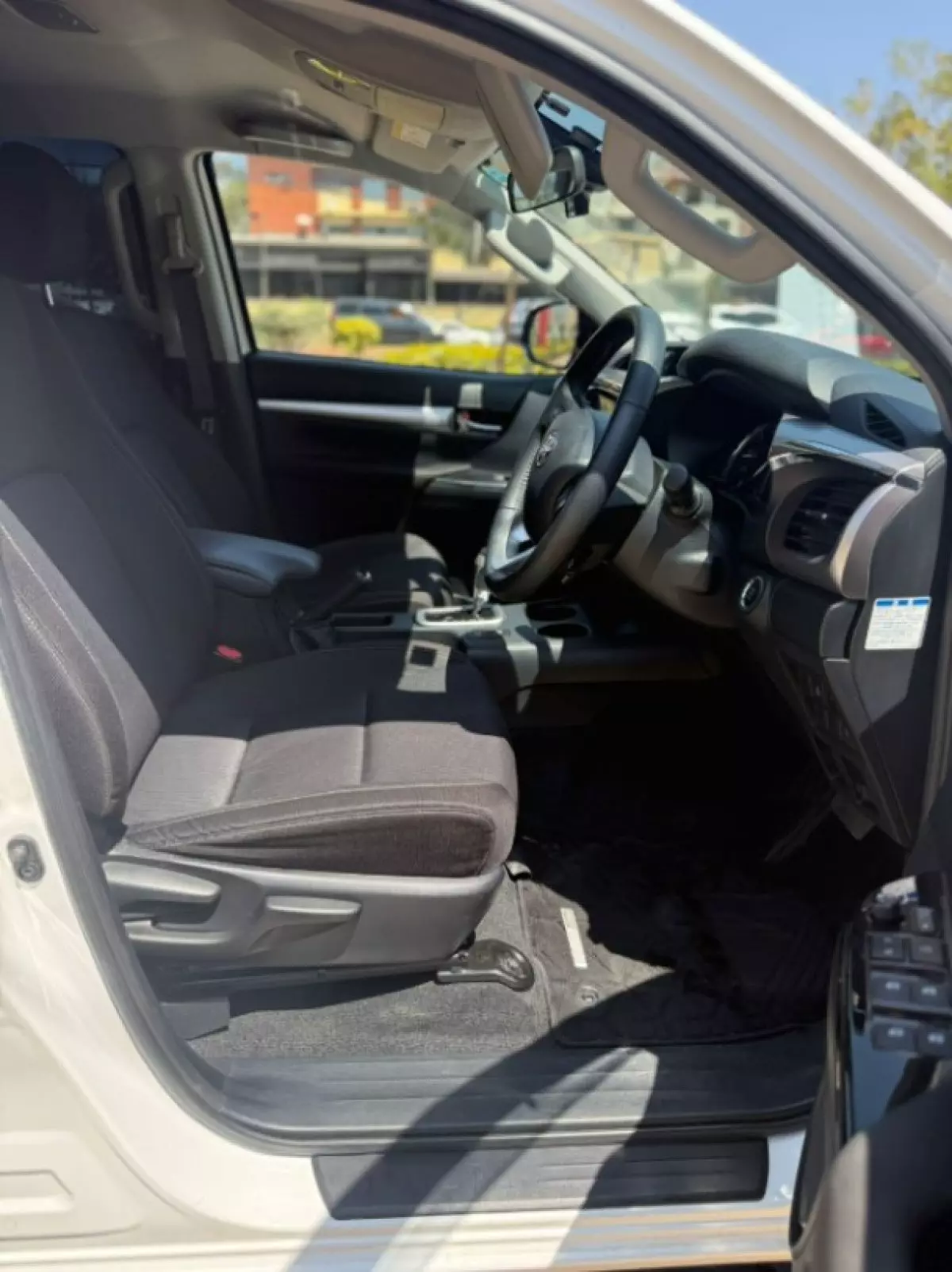 interiorFront