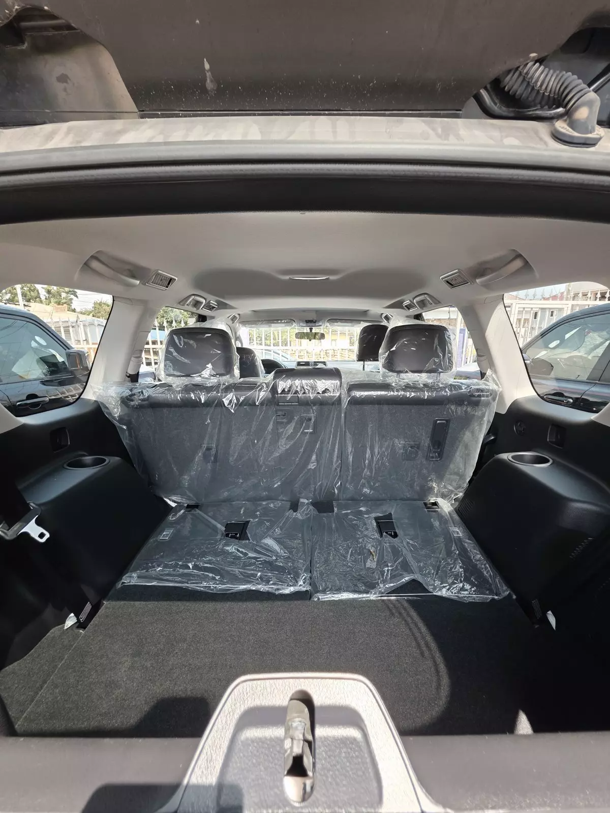 interiorLong