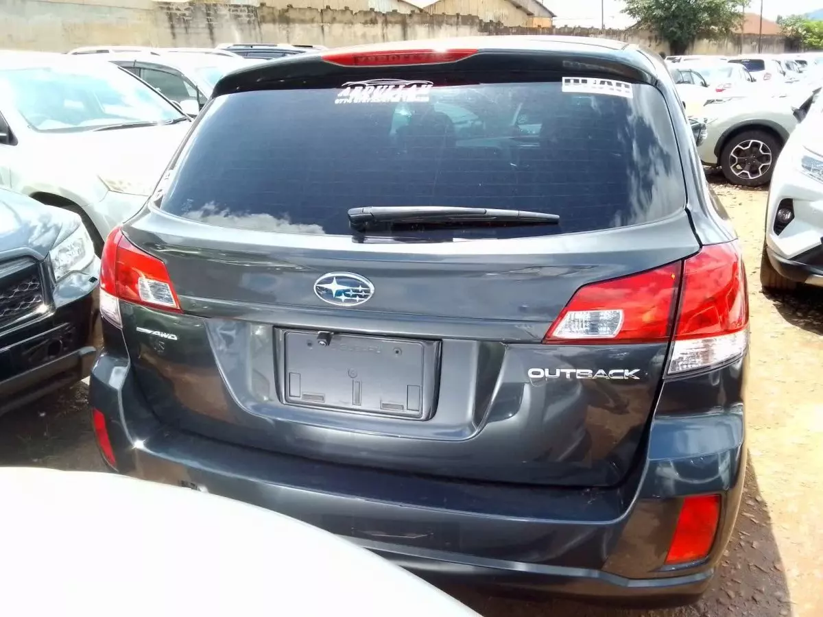 car Back