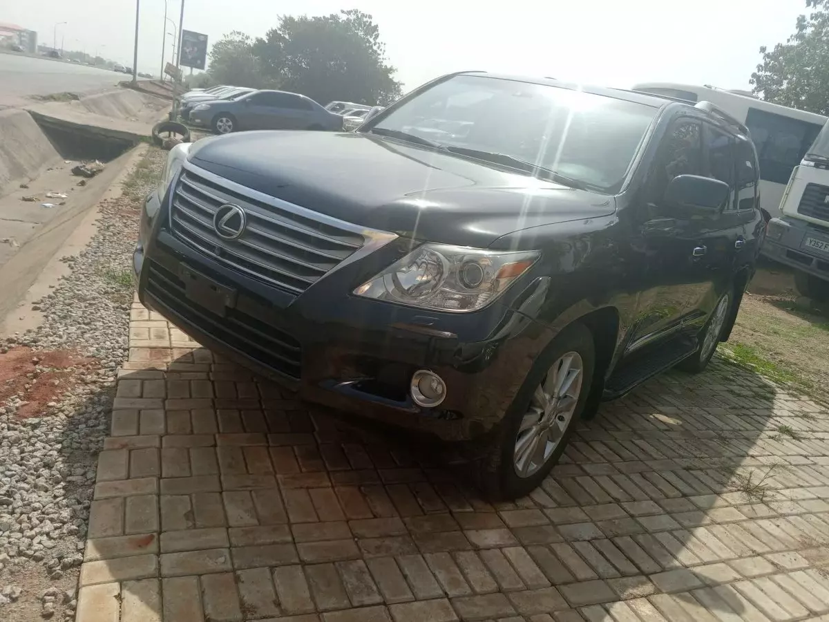 car Left Front