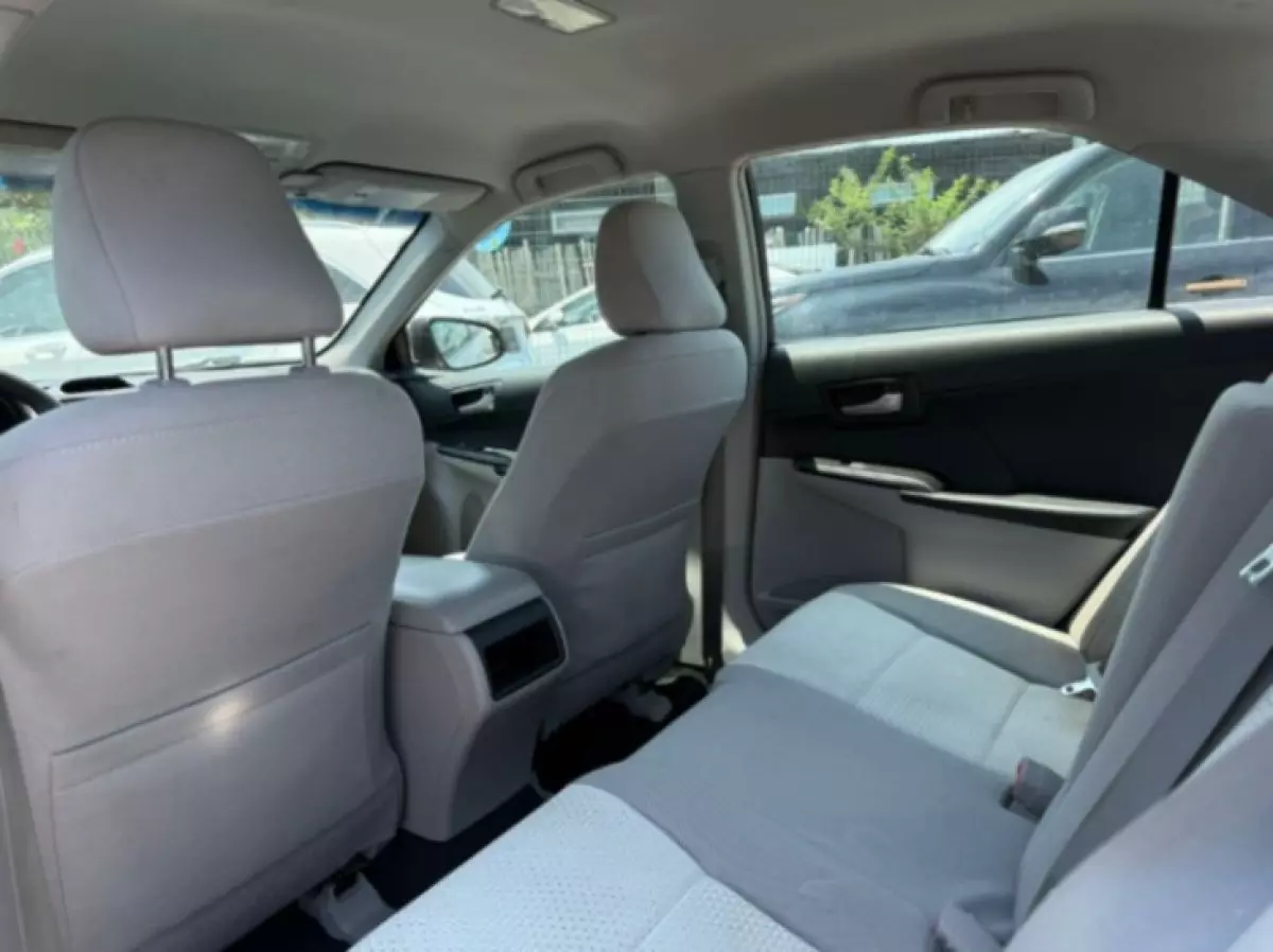 interiorBack