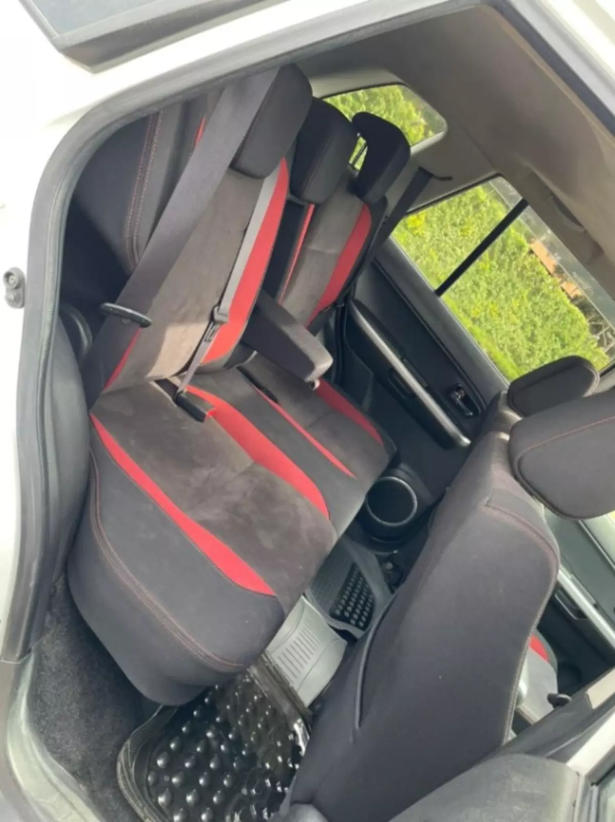 interiorBack