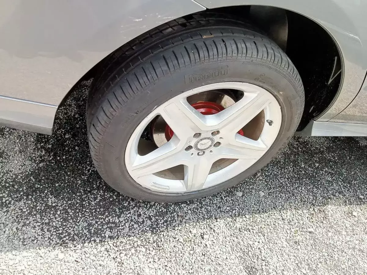tyre2