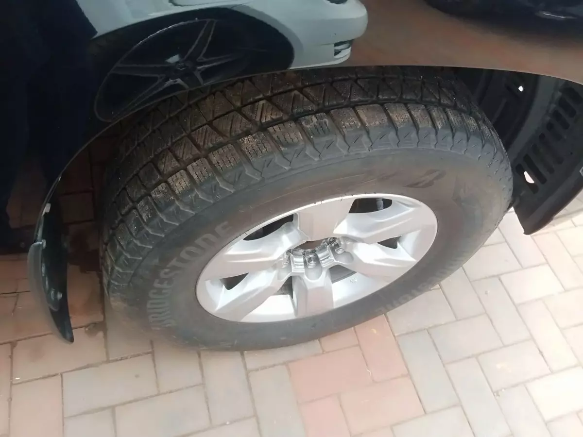 tyre3