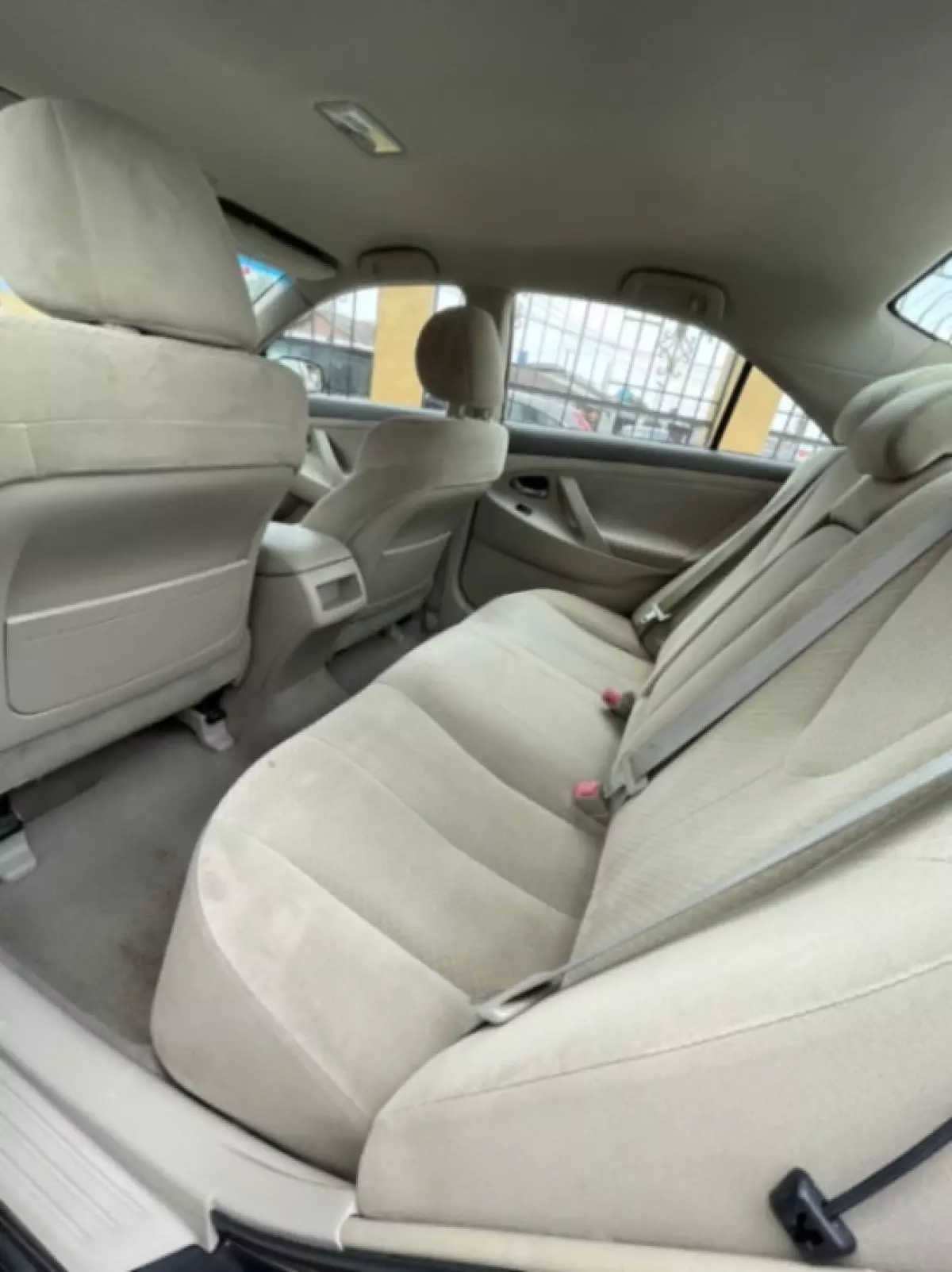 interiorBack