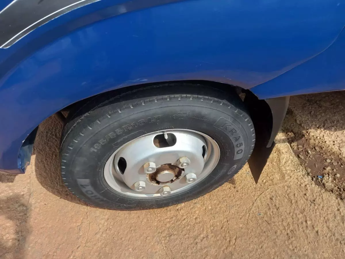 tyre0