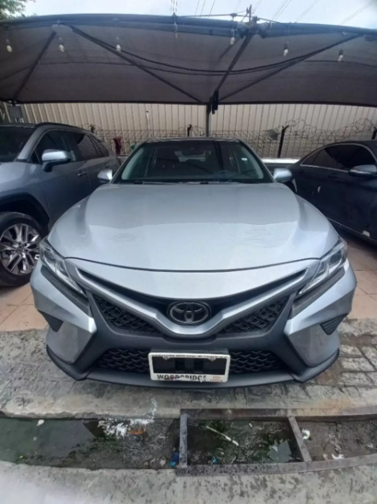 Toyota Camry - 2018