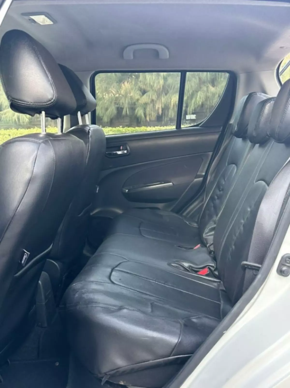 interiorBack