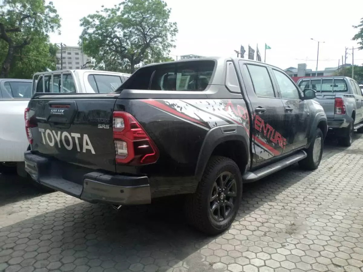 car Right Back