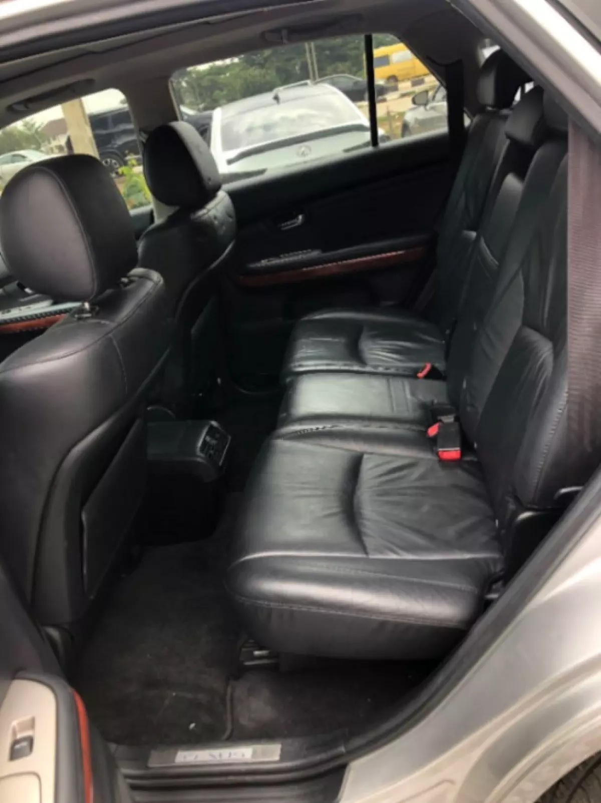 interiorBack