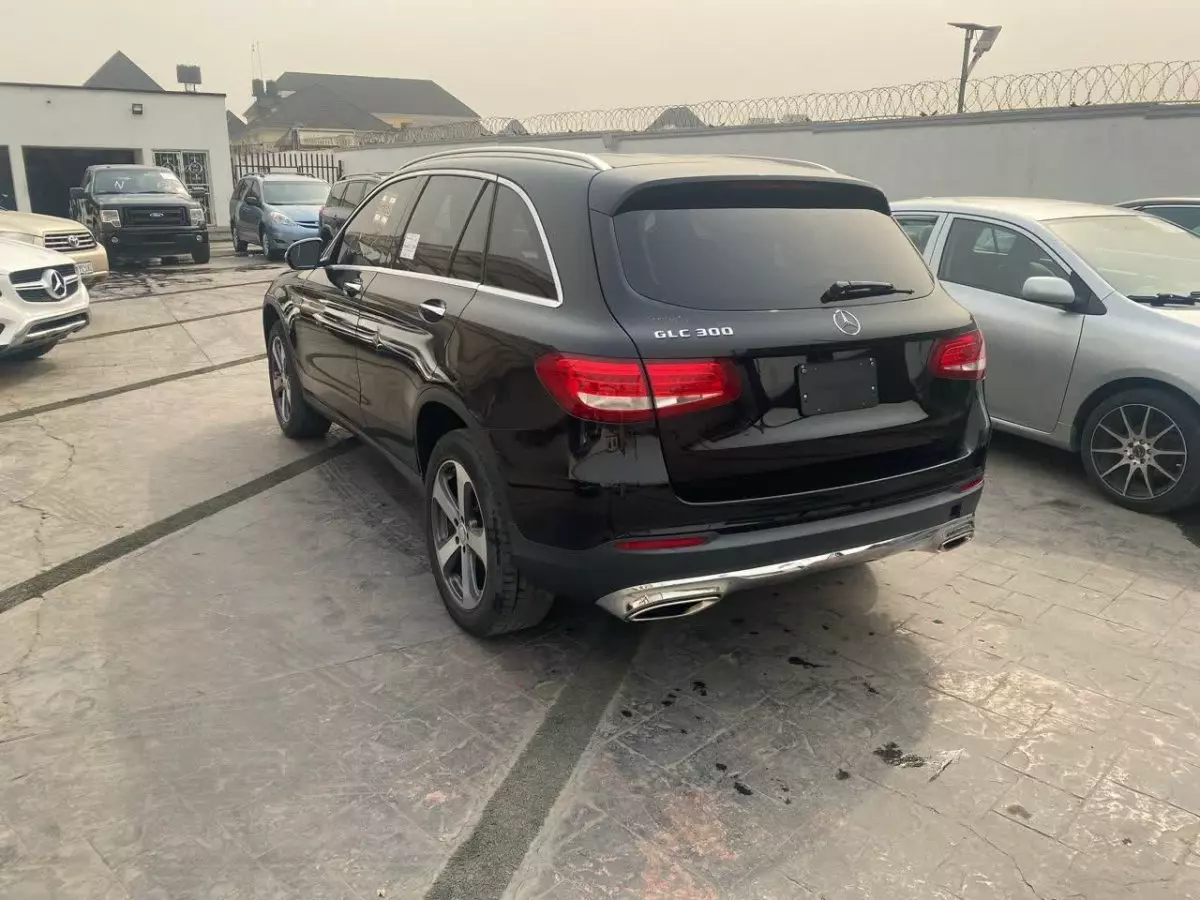 car Left Back