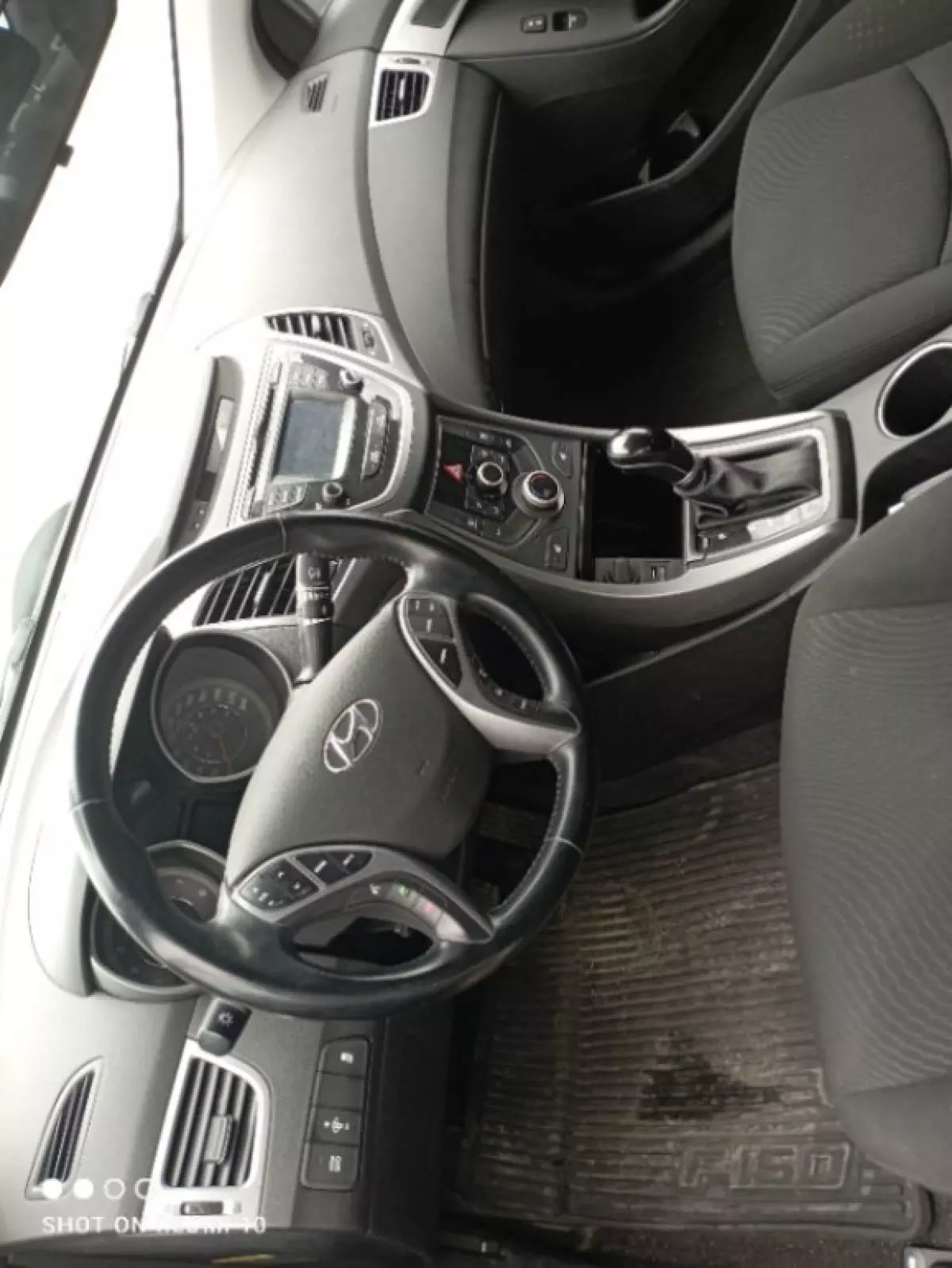 interiorFront