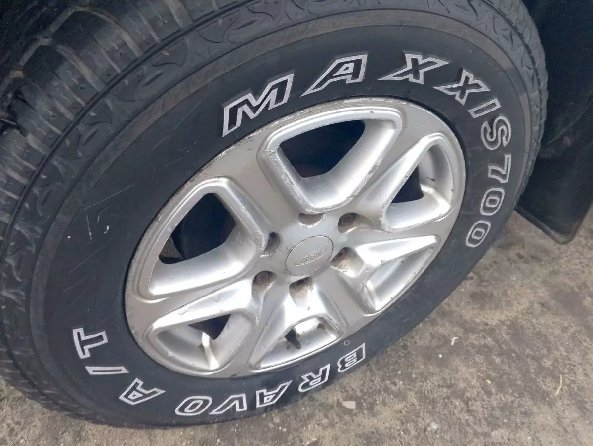 tyre3