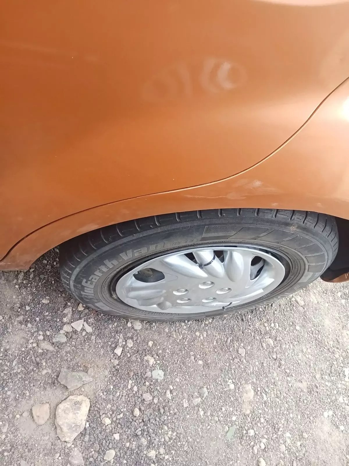 tyre1