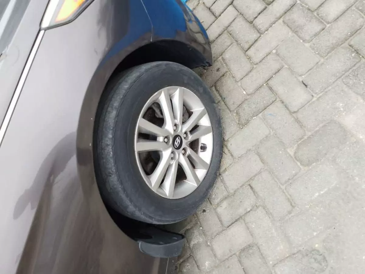 tyre0