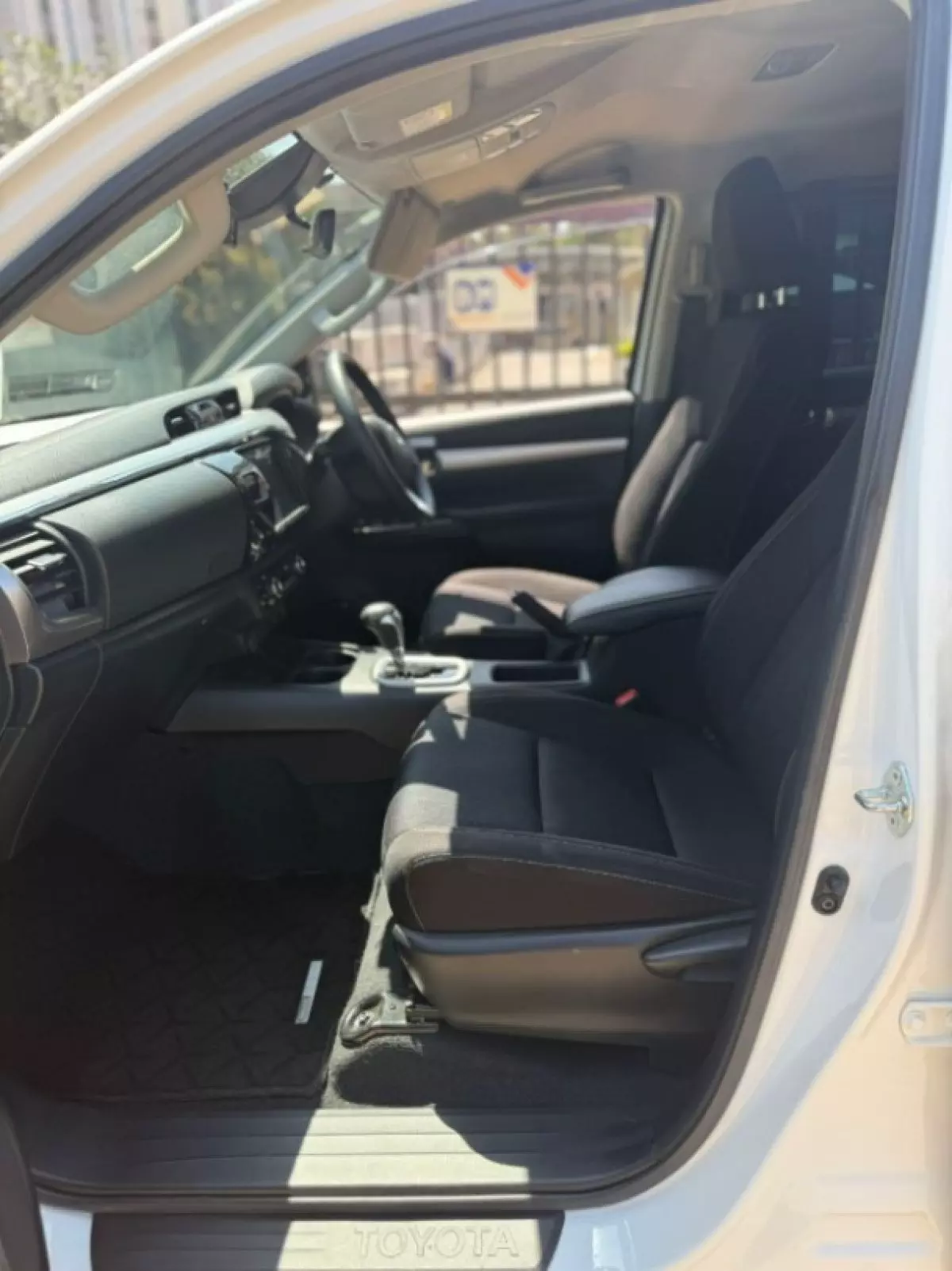 interiorBack