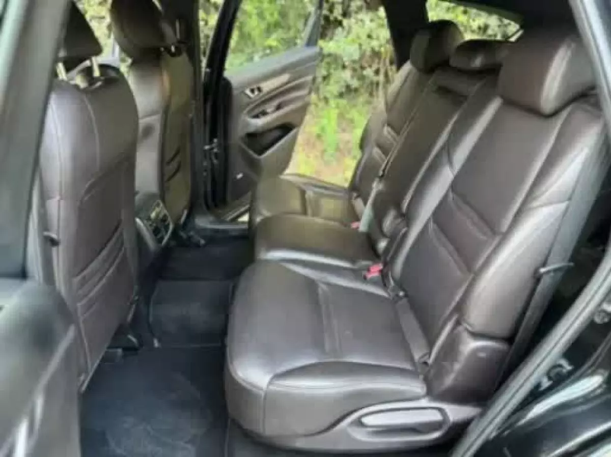 interiorBack