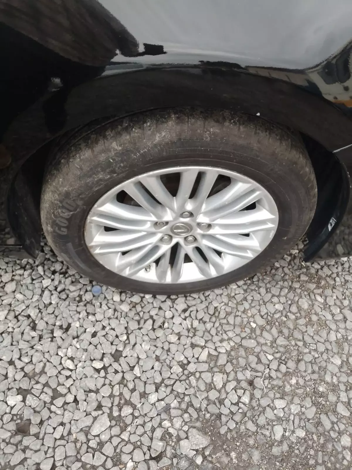 tyre1