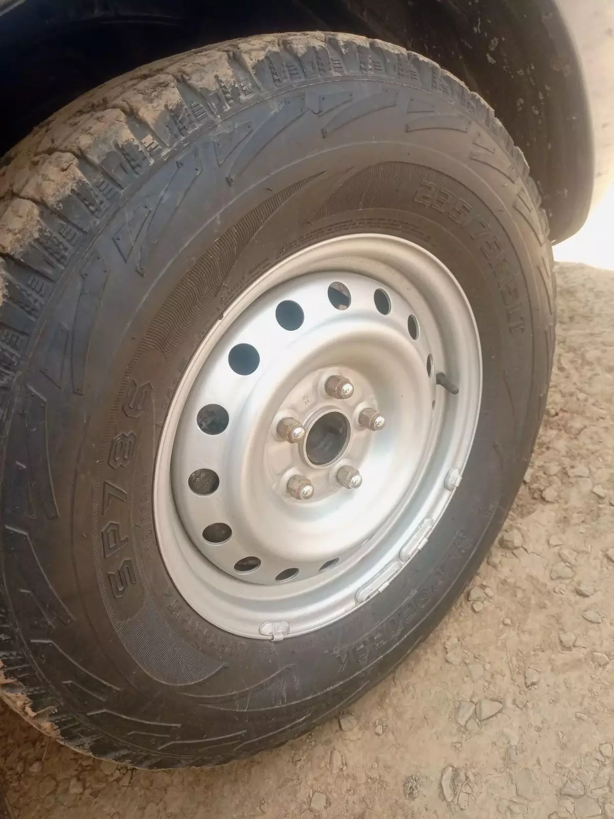 tyre2