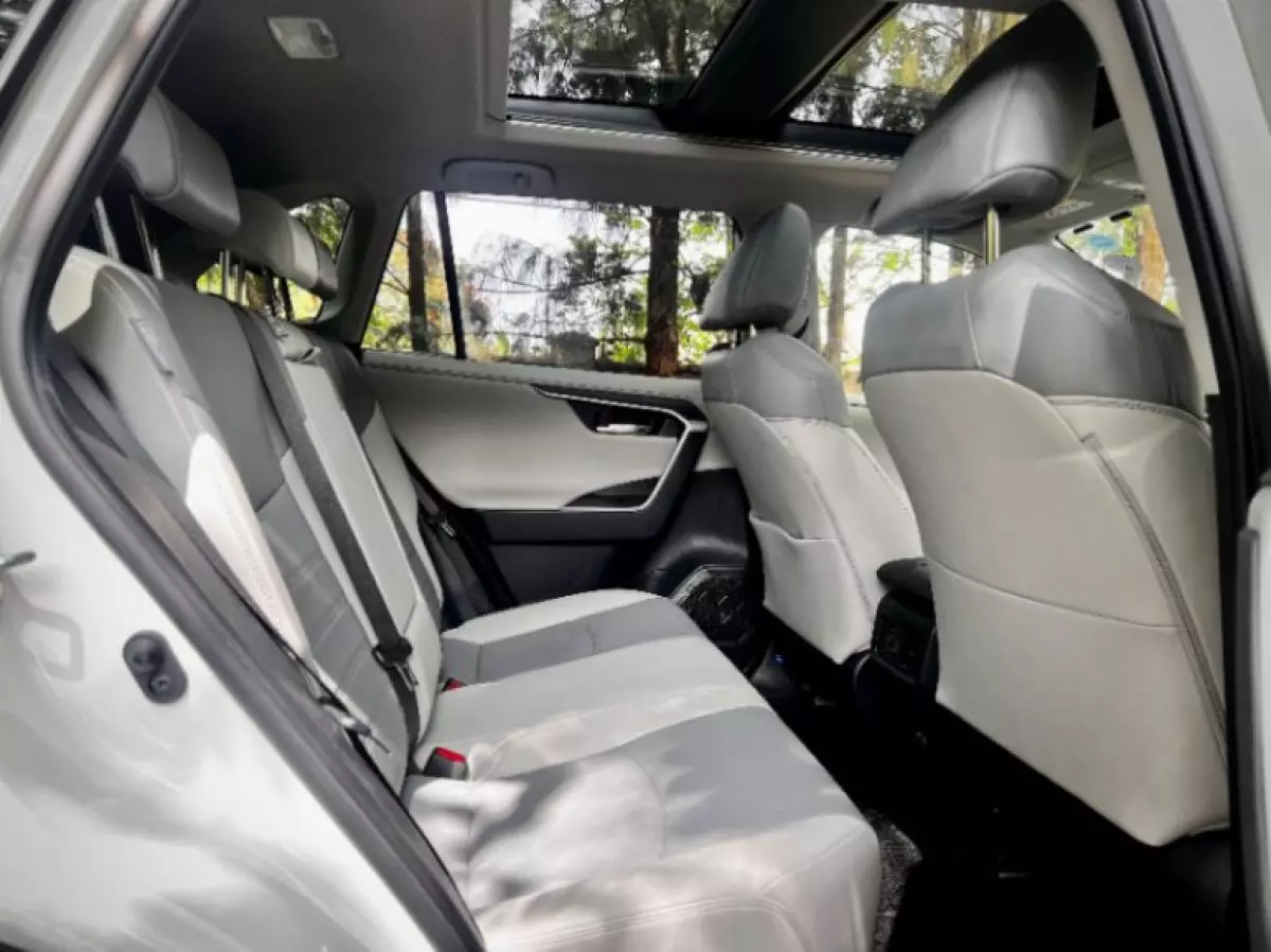 interiorBack
