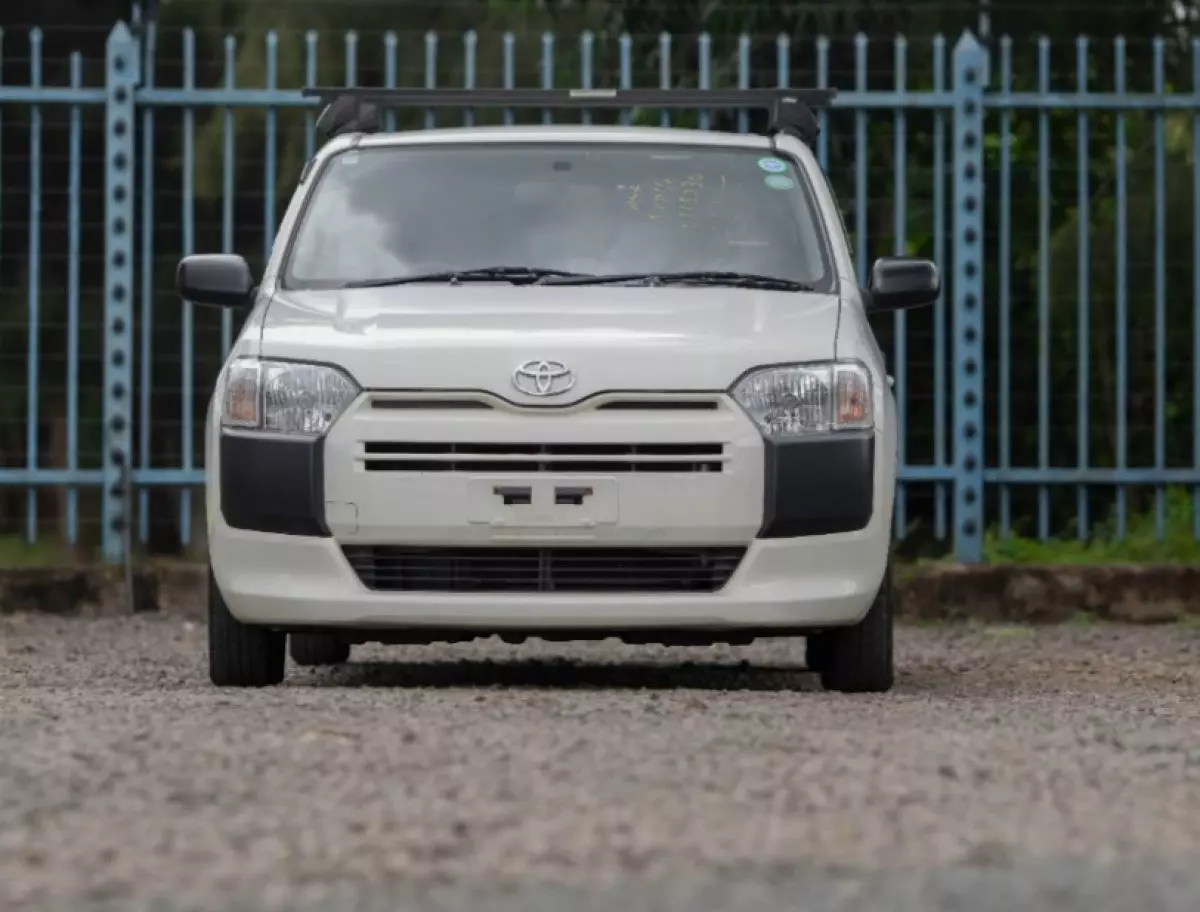 Toyota Probox  - 2018