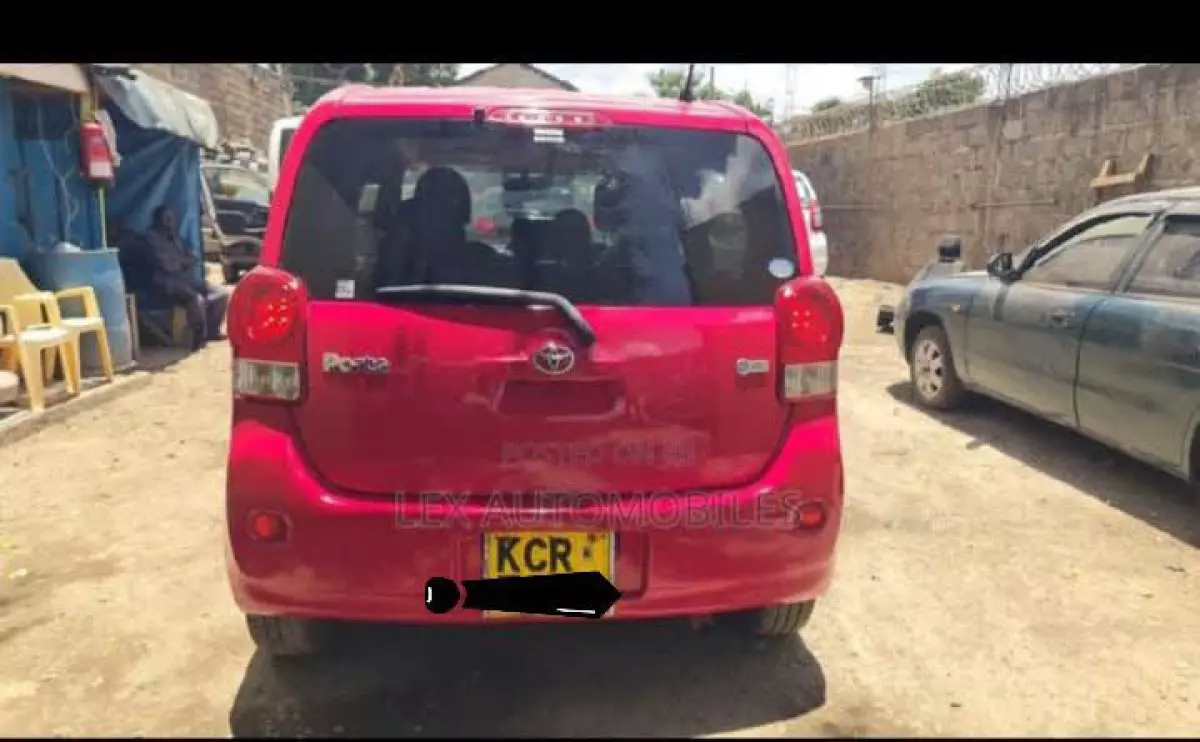 car Left Back