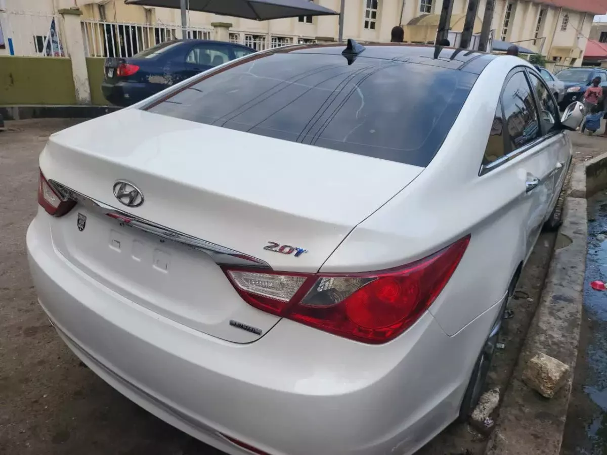 car Back