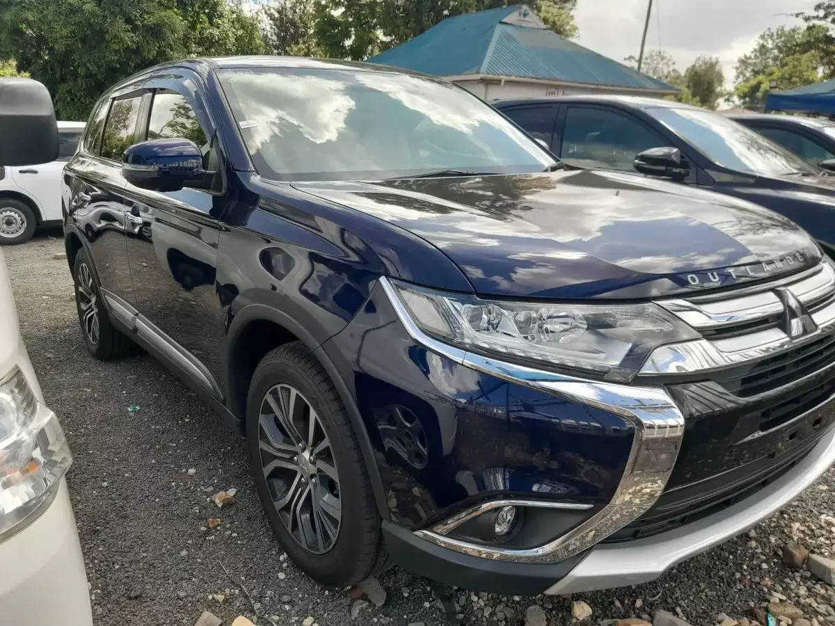 Mitsubishi Outlander GLX - 2016