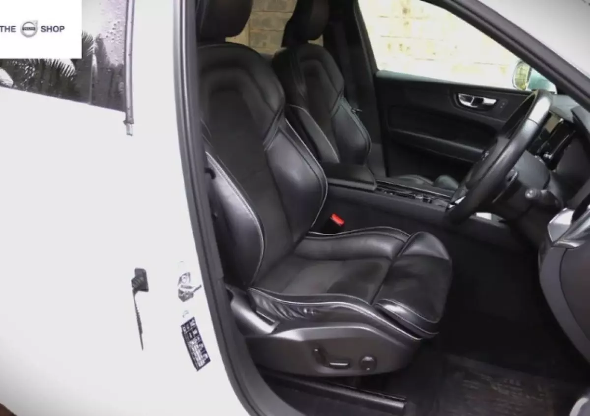 interiorBack