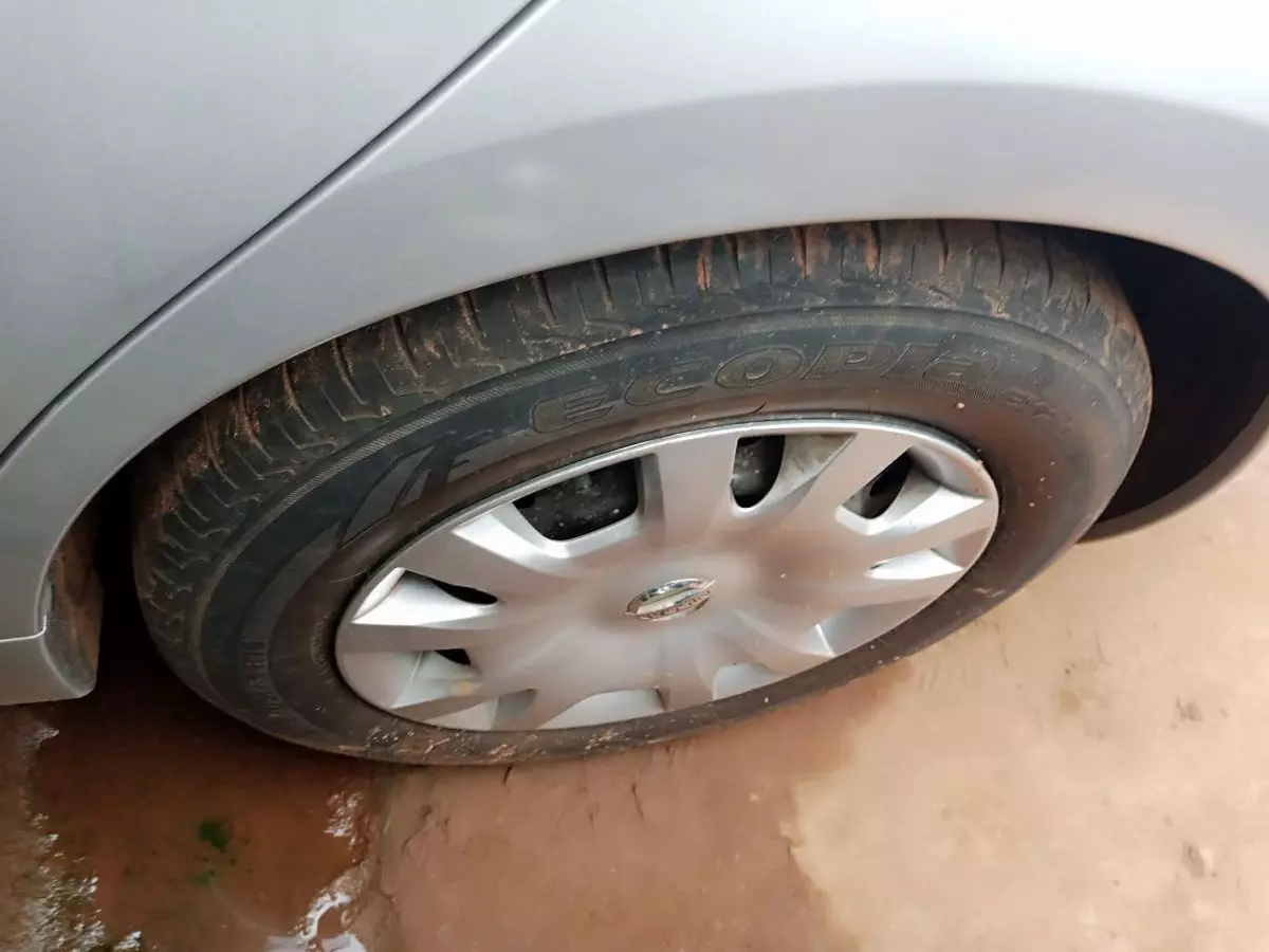 tyre0