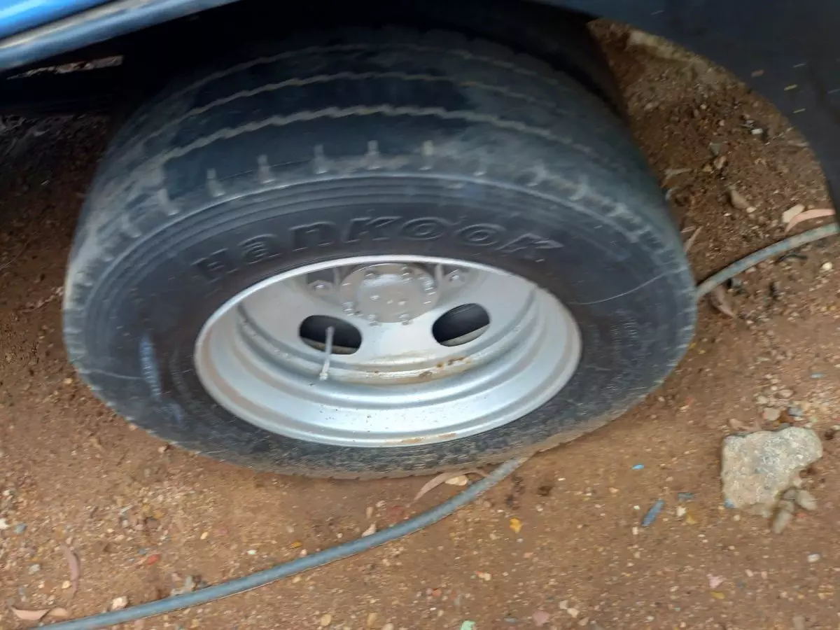 tyre0