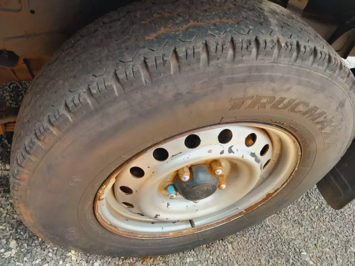tyre1