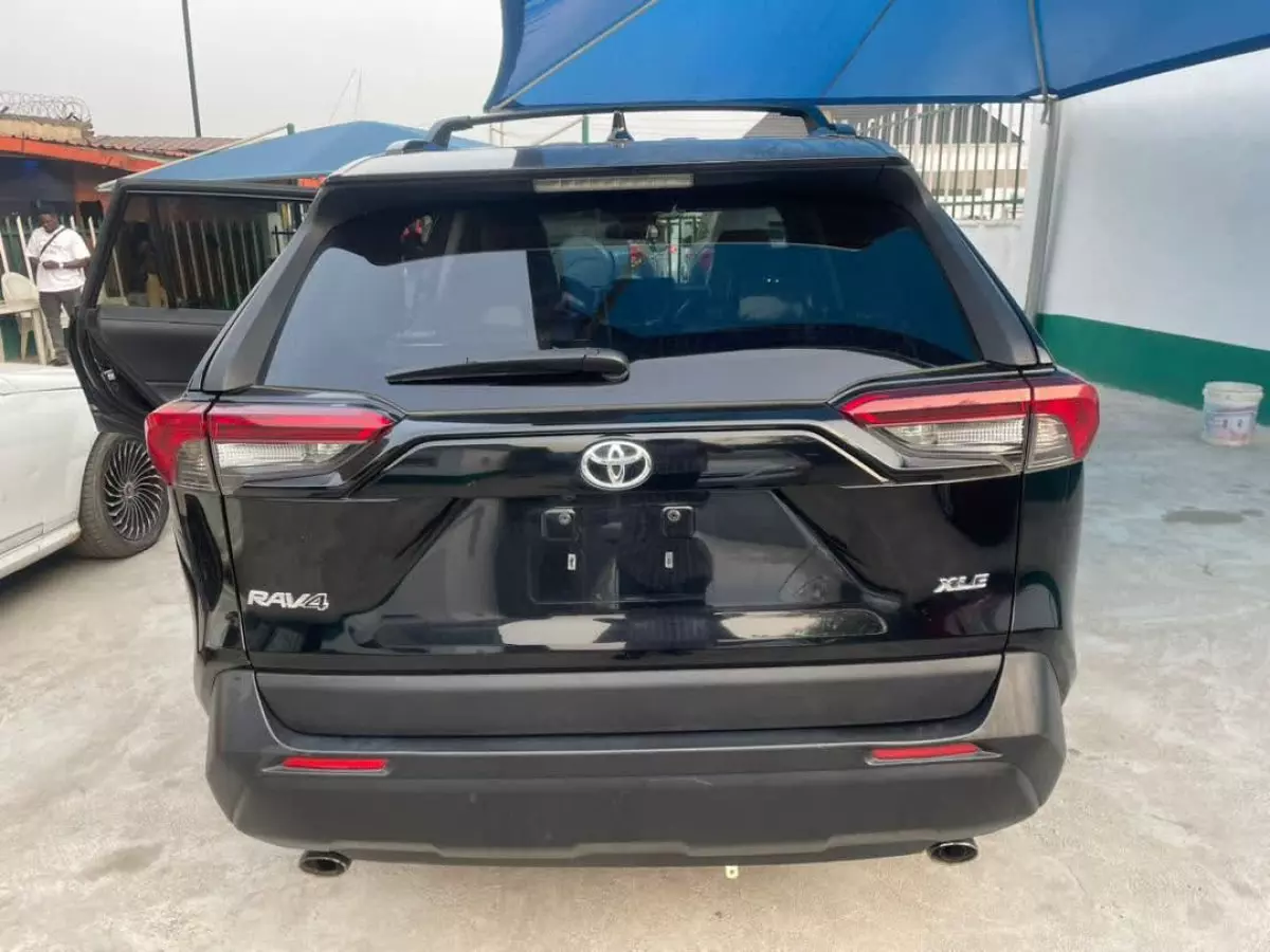 car Back