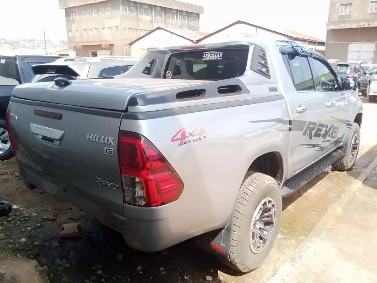 car Back