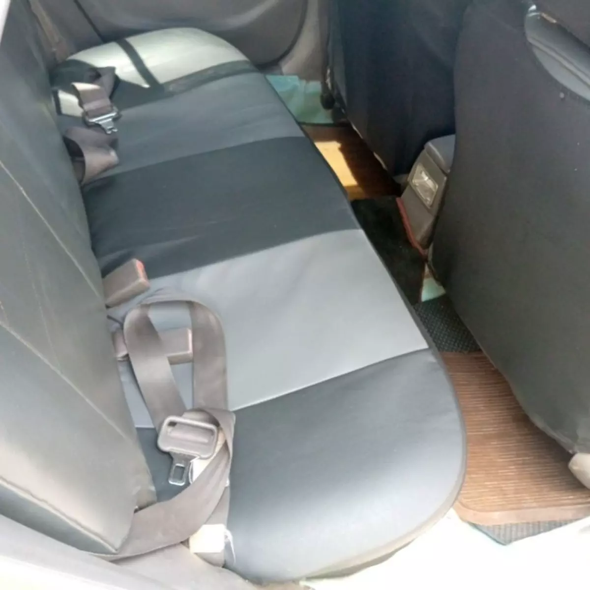 interiorBack