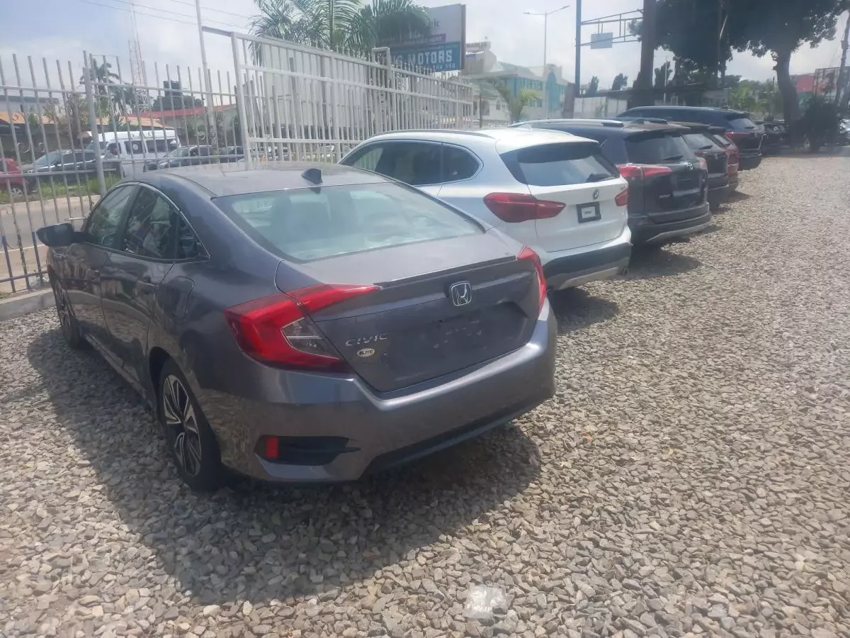car Back
